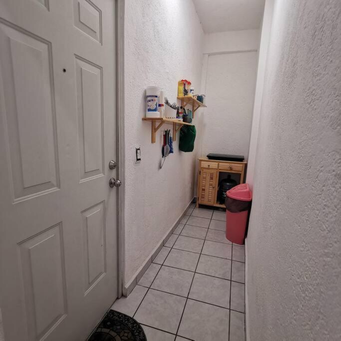 Lovely Studio Apartment With Balcony Ac & Wi-Fi, Minutes From Downtown! Сиуатанехо Экстерьер фото