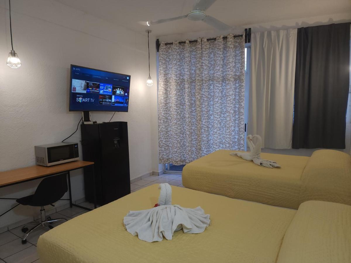 Lovely Studio Apartment With Balcony Ac & Wi-Fi, Minutes From Downtown! Сиуатанехо Экстерьер фото